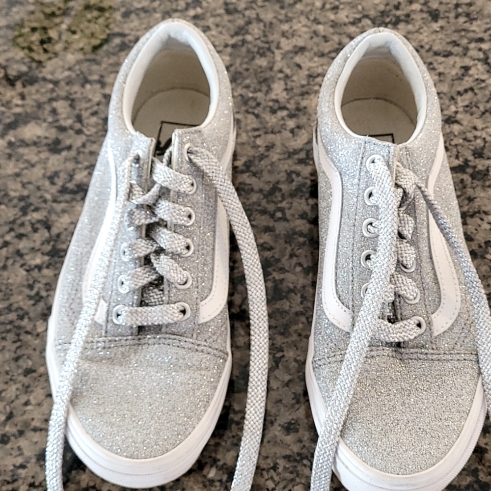 VANS WARD LUREX GLITTER WOMEN'S SNEAKERS (SILVER) Worn once, excellent condition